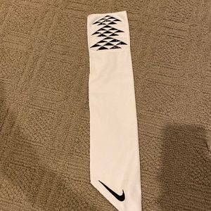New Nike football towel